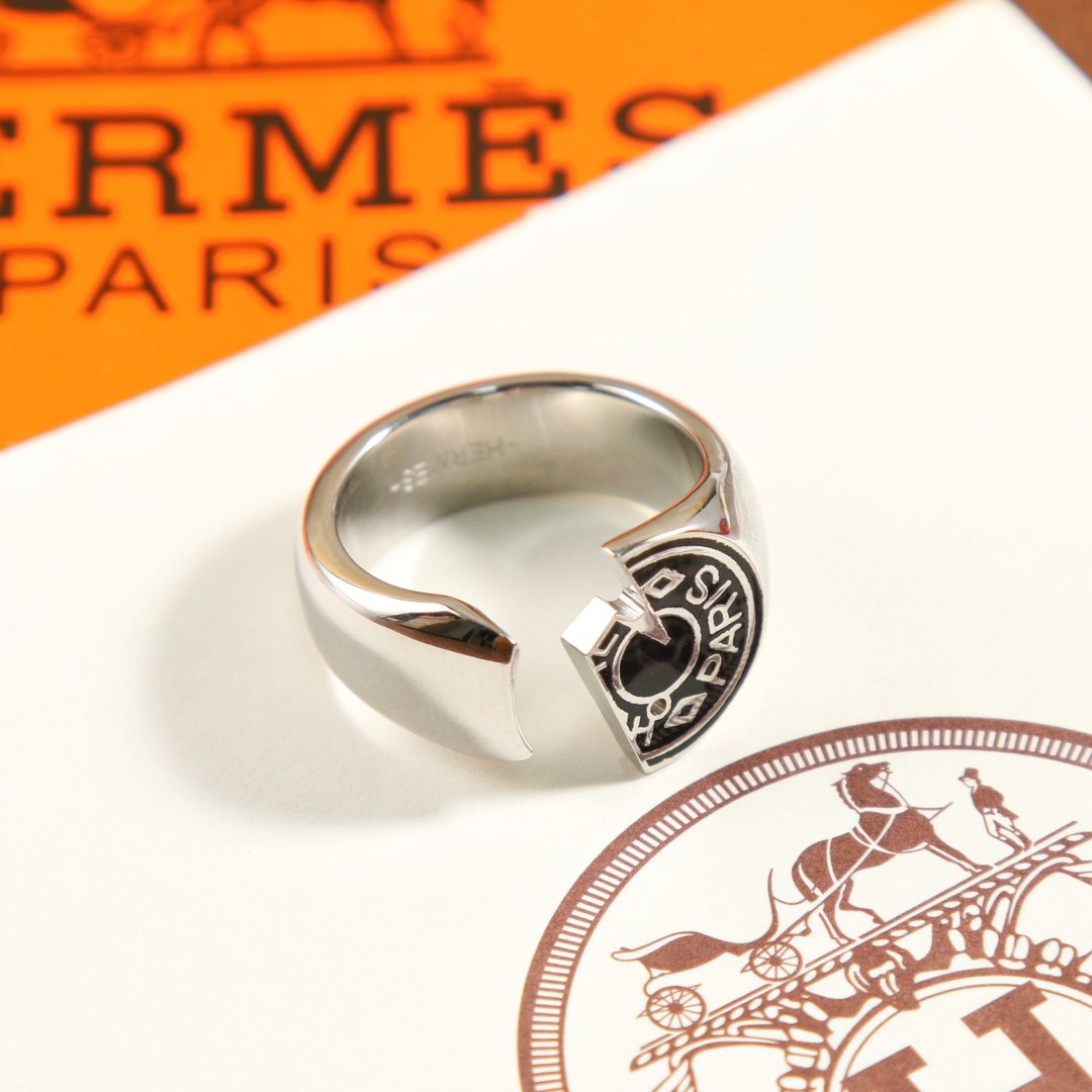 Hermes Carrousel Horsehead Ring - Image 6