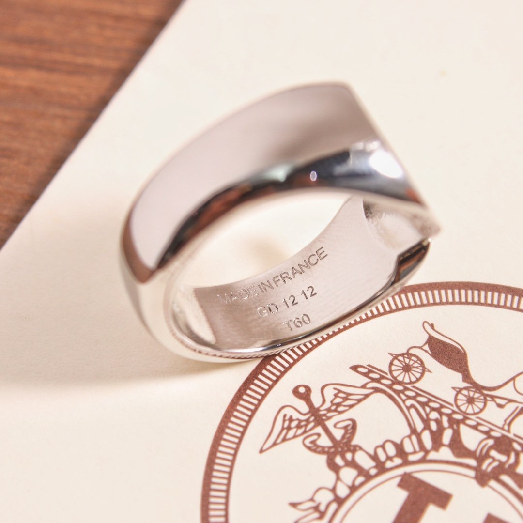 Hermes Carrousel Horsehead Ring - Image 8