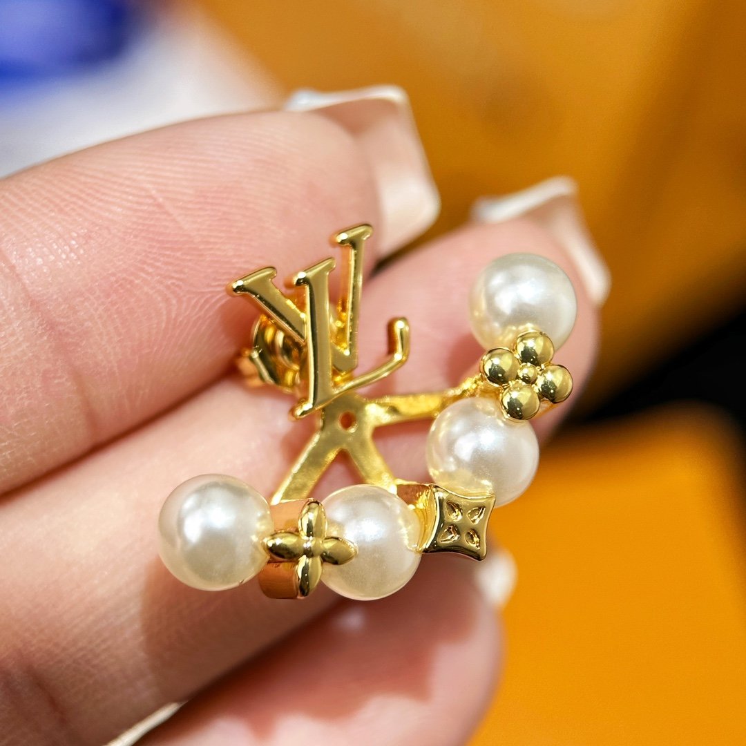 LV MINIGRAM PEARLS Earrings - Image 4