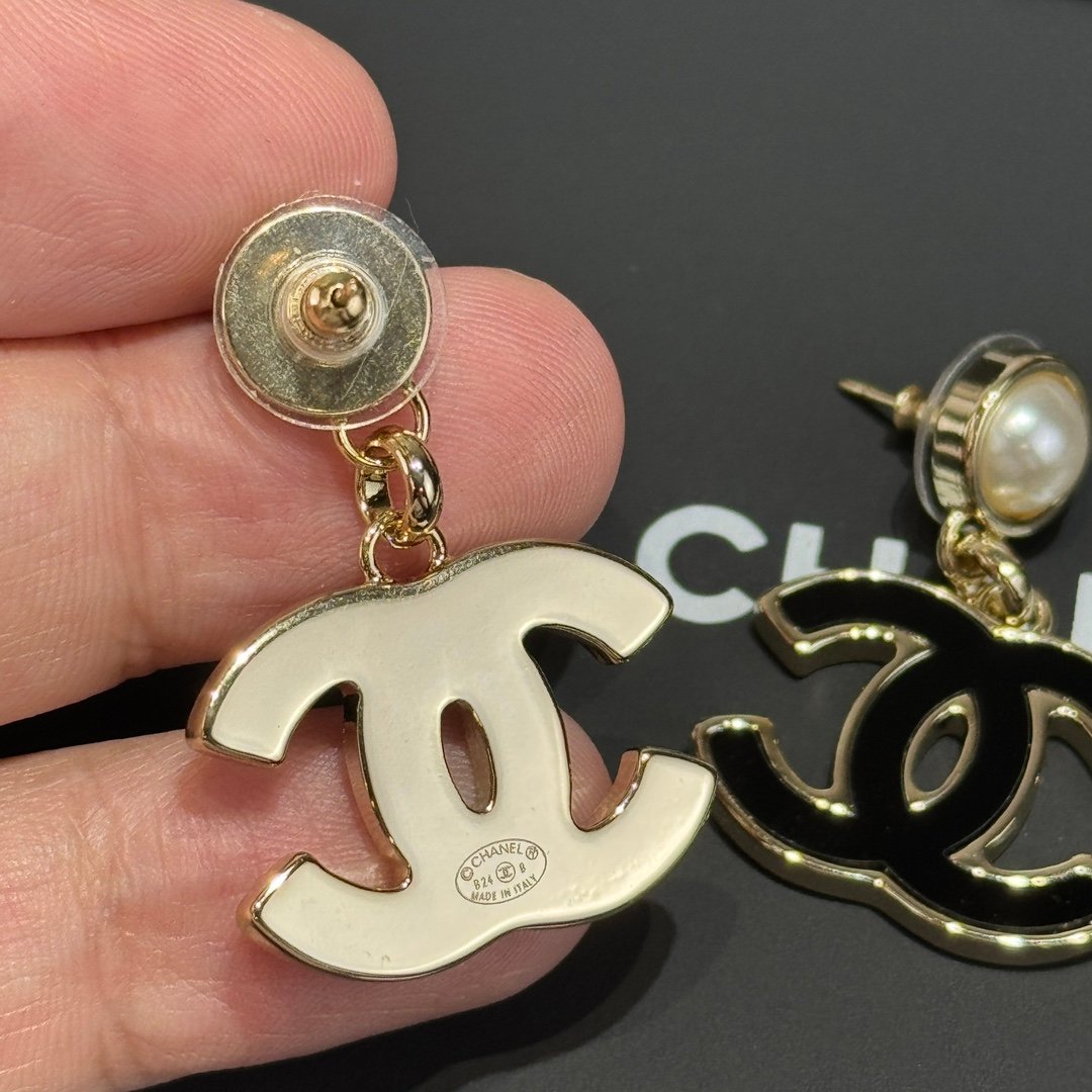 Chanel C2 Double C Black Earnail Earrings - Image 6