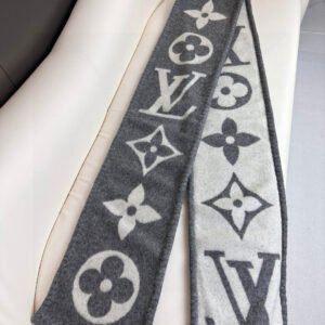 LV Classic Cashmere Scarf
