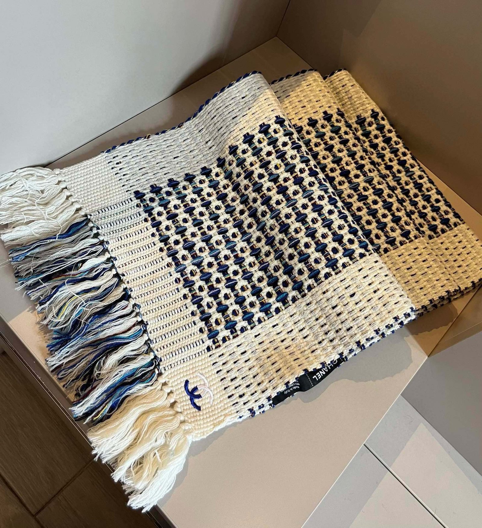 Chanel Knitted Scarf - Image 6