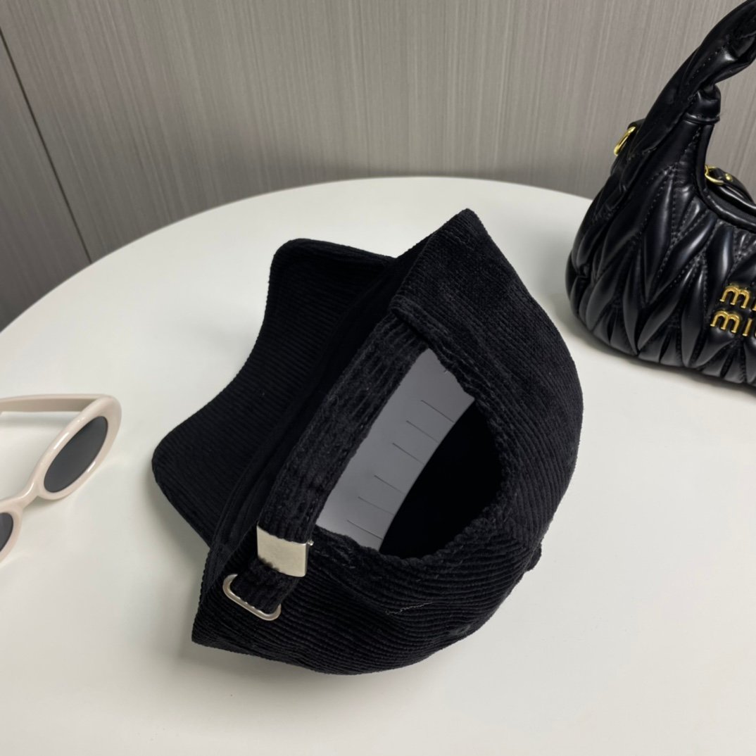 LV Corduroy baseball cap - Image 3