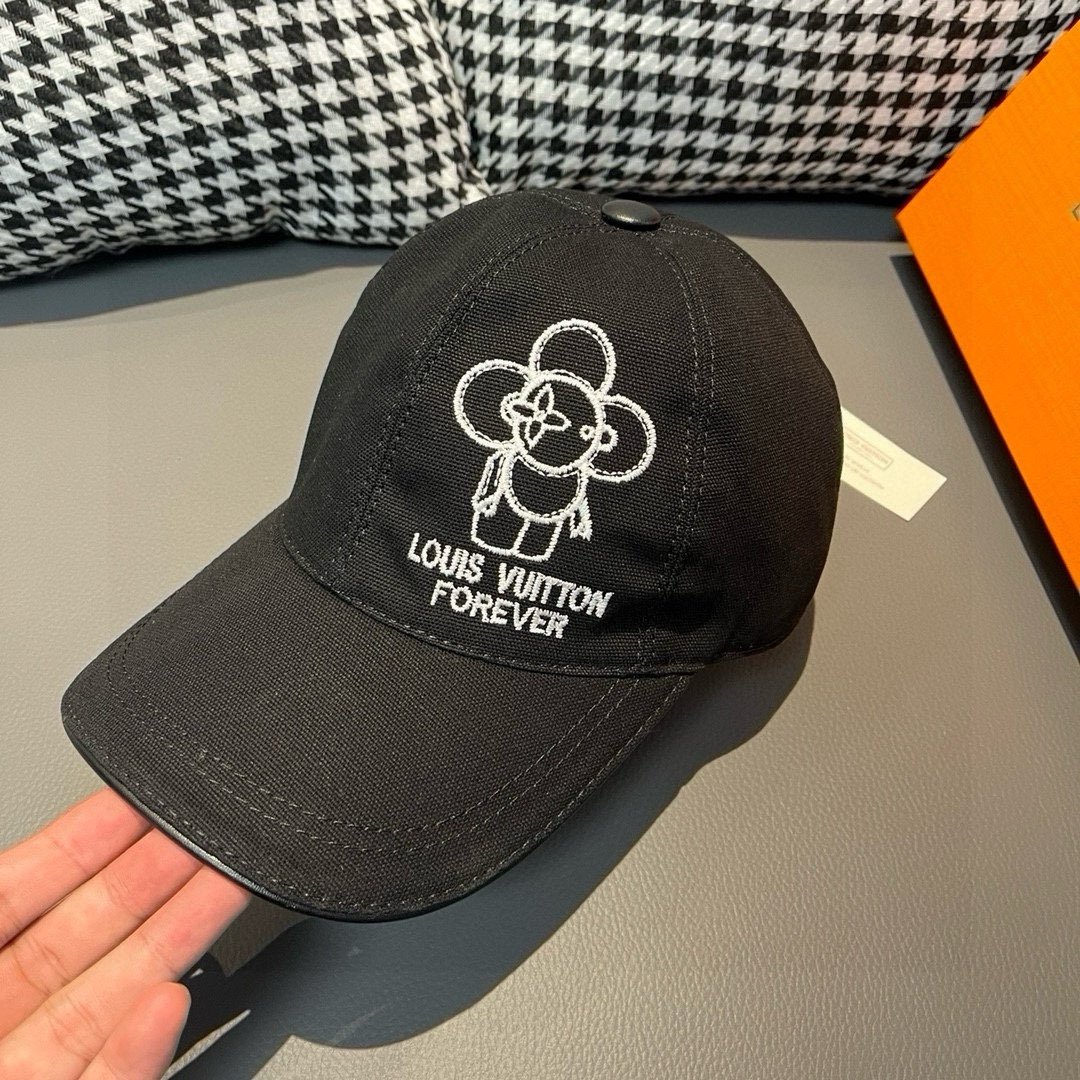 LV embroidered baseball cap - Image 4