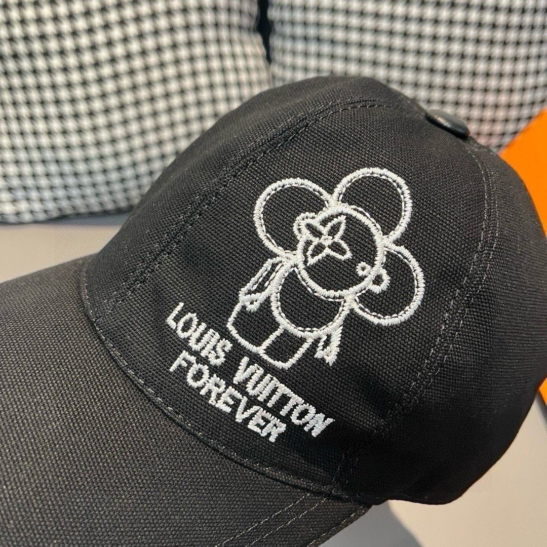 LV embroidered baseball cap - Image 5