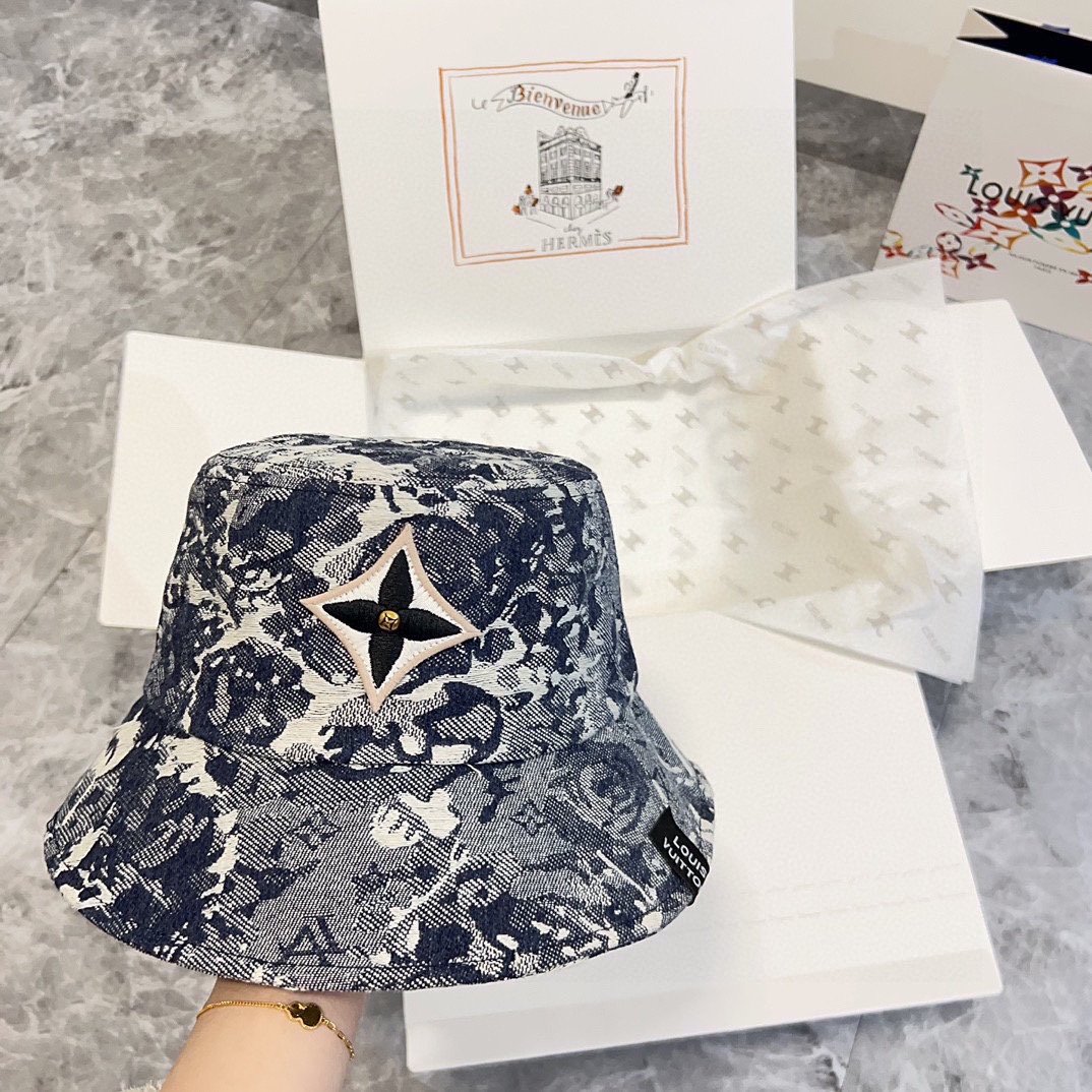 LV fisherman hat