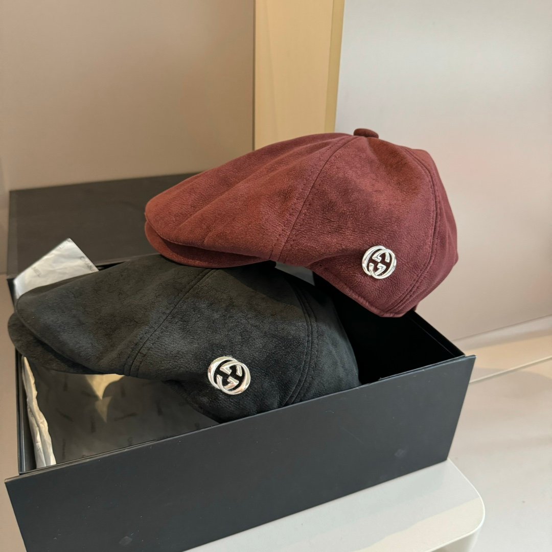 GUCCI deer skin velvet duck tongue forward hat - Image 8