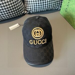 GUCCI embroidered baseball cap