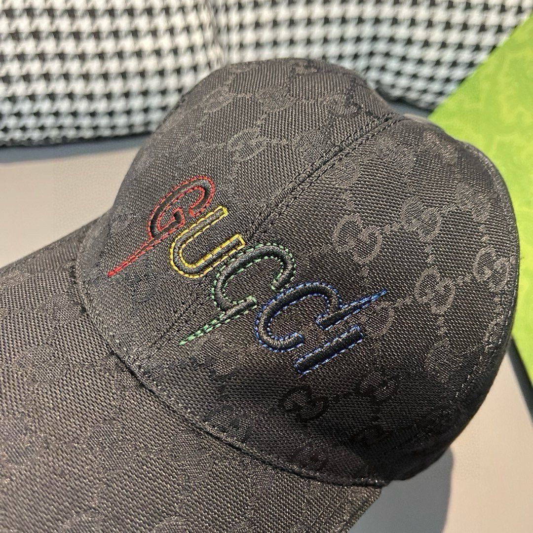 GUCCI artistic embroidered baseball cap - Image 4