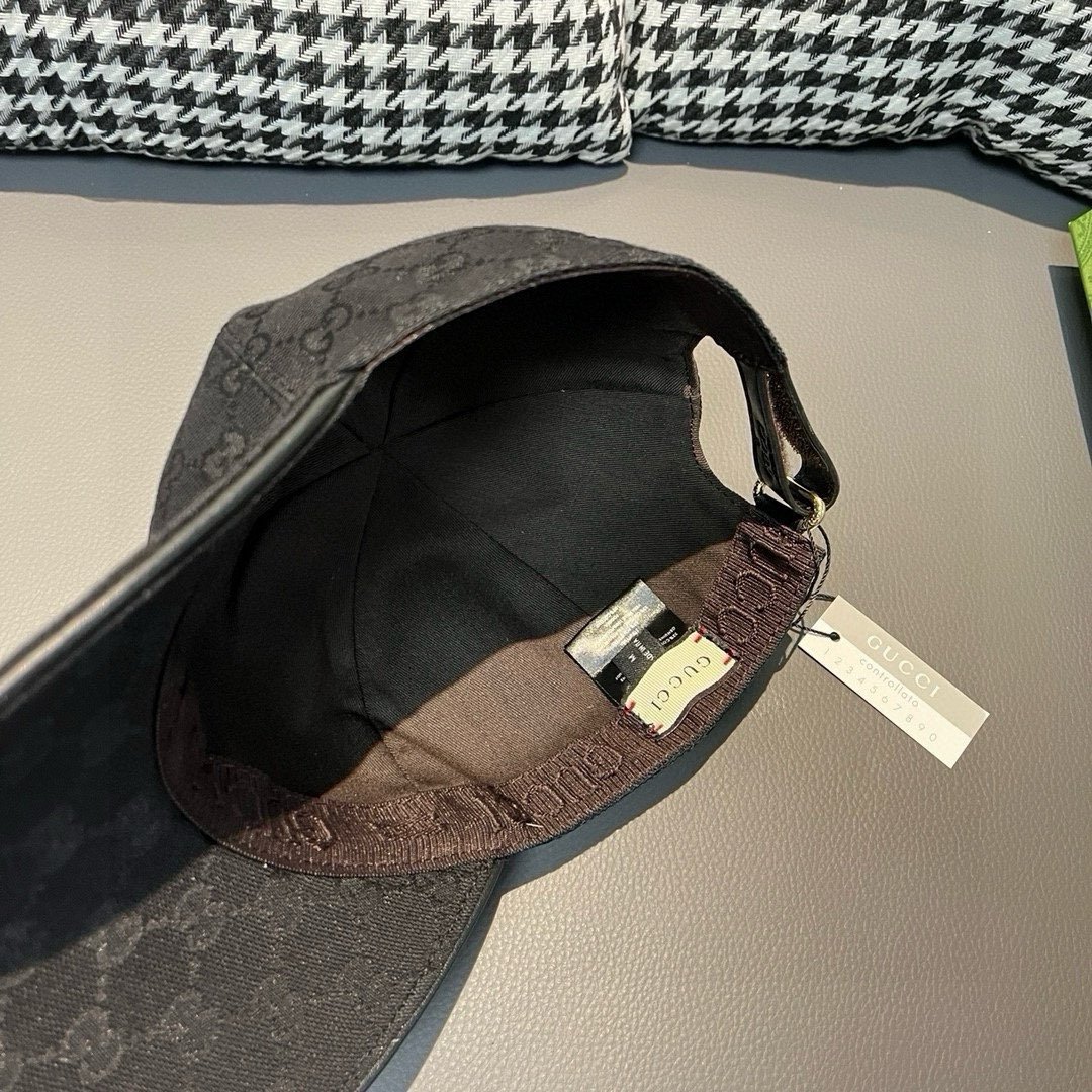 GUCCI artistic embroidered baseball cap - Image 6