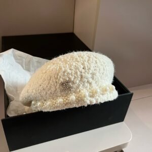 CHANEL beret