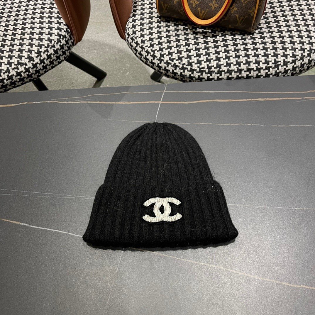 CHANEL rabbit fur knitted hat