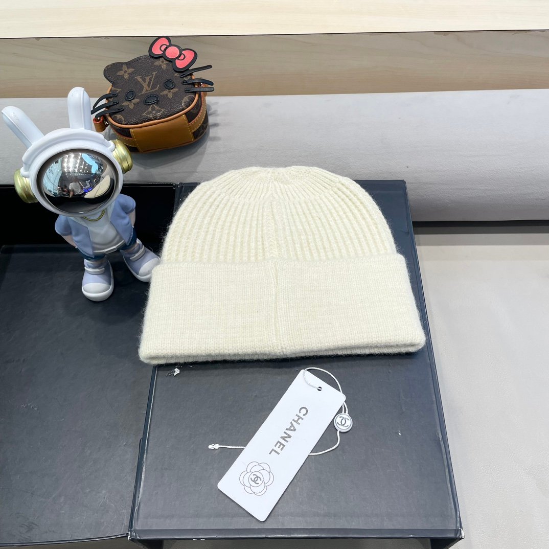 CHANEL double C letter woolen hat - Image 5