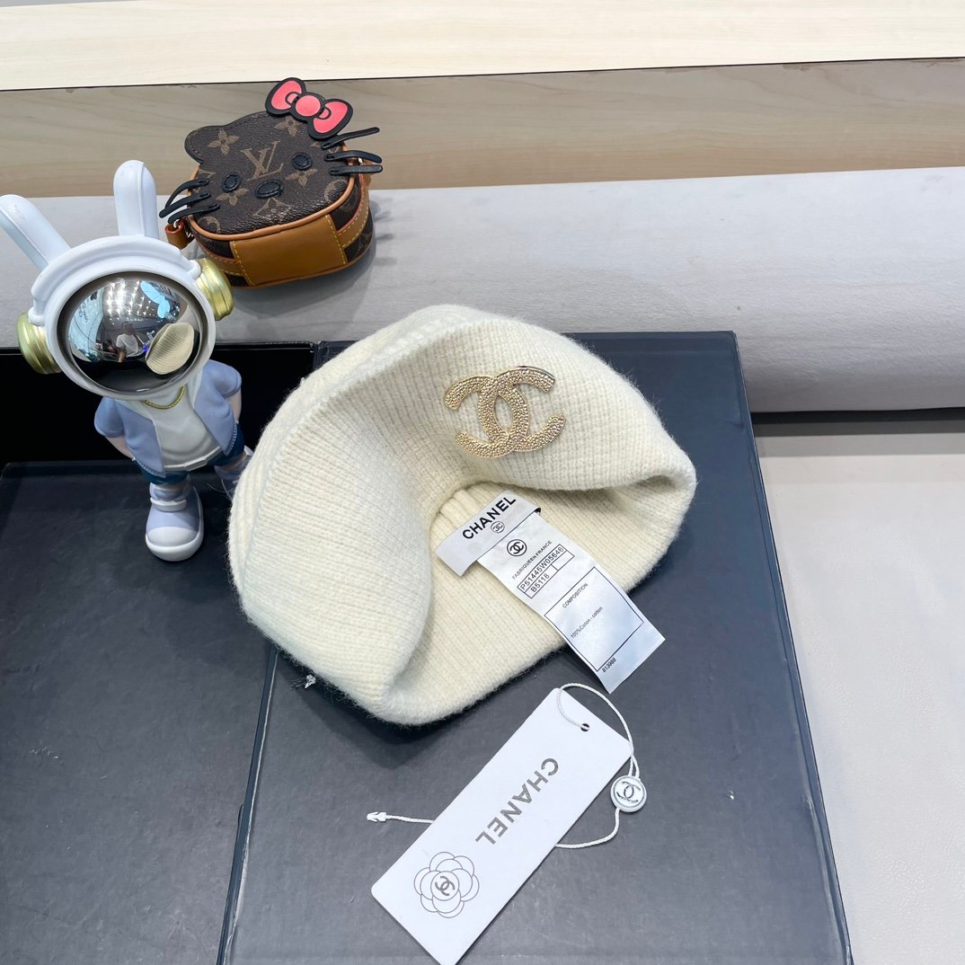 CHANEL double C letter woolen hat - Image 7