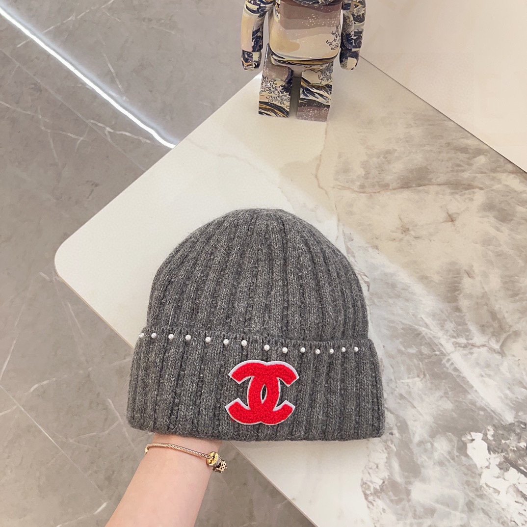 CHANEL rabbit hair knitted yarn cap - Image 2