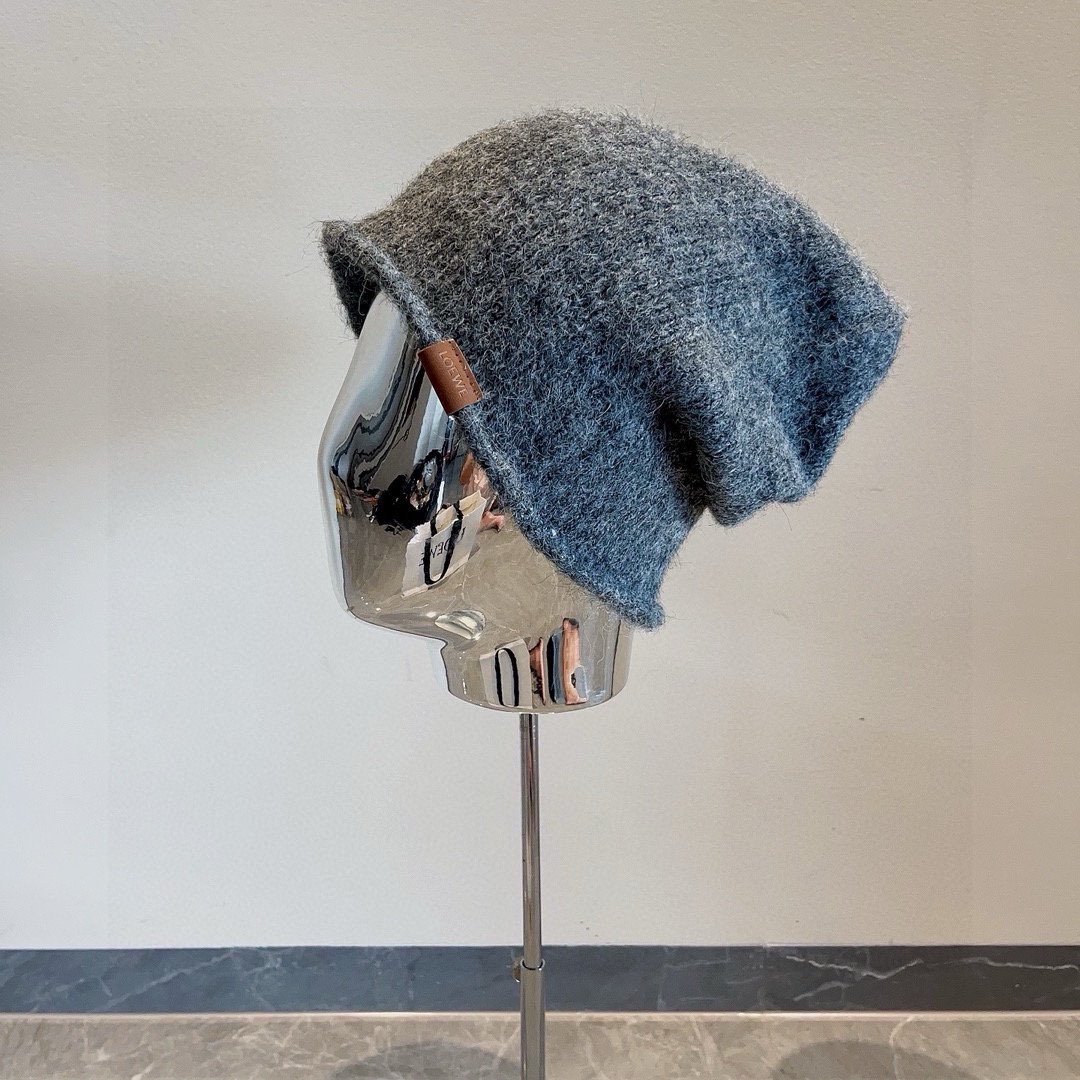 LOEWE hip hop style knitted hat
