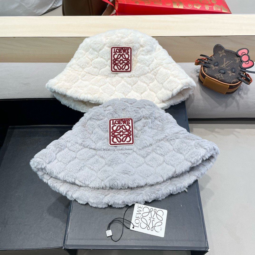 LOEWE plush fisherman hat - Image 8