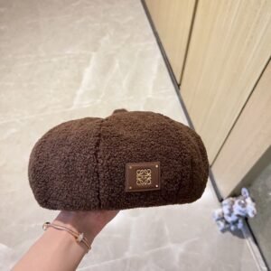 LOEWE lambhair octagonal beret