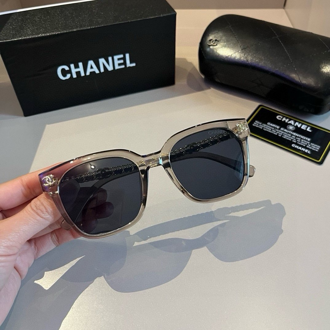2 colors-Chanel Large box sunglasses - Image 4