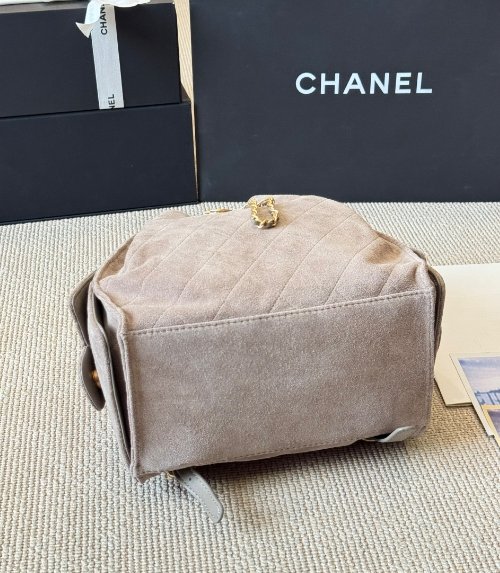 Chanel fashion show grey suede hobo playful leather bag double c drawstring chain armpit bag small size - Image 6