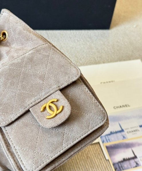 Chanel fashion show grey suede hobo playful leather bag double c drawstring chain armpit bag small size - Image 8