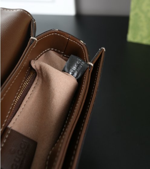 GUCCI 2025 new vintage canvas, leather patchwork, horseshoe buckle, single shoulder crossbody bag for women - Image 9