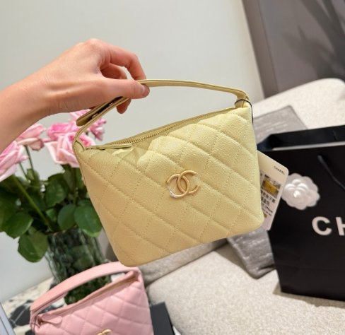 Chanel Black Gold Hobo Handheld Crossbody Chain Lunch Box Bag - Image 5