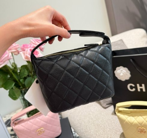 Chanel Black Gold Hobo Handheld Crossbody Chain Lunch Box Bag - Image 7