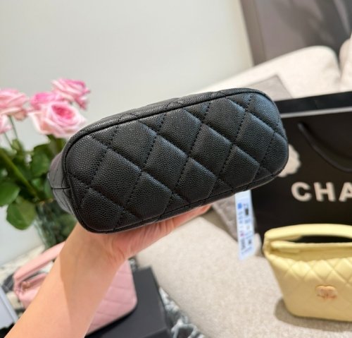 Chanel Black Gold Hobo Handheld Crossbody Chain Lunch Box Bag - Image 8