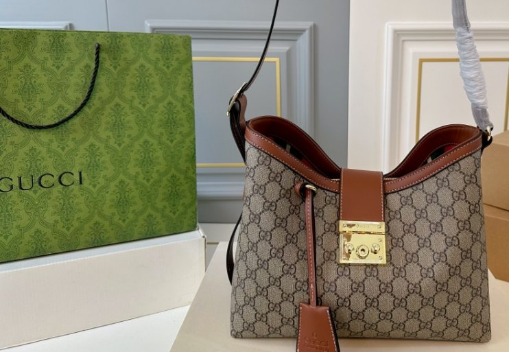 Gucci Padlock Series GG Medium Shoulder Backpack Chain Bag Shoulder Bag