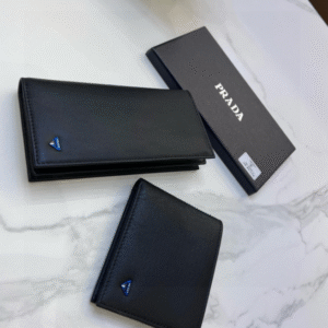 Prada's popular men's wallet