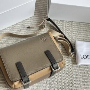 Luoyiwei 2024 New Men's Bag Soft Grain Magnetic Buckle Folding Flip Fashion Postman Bag